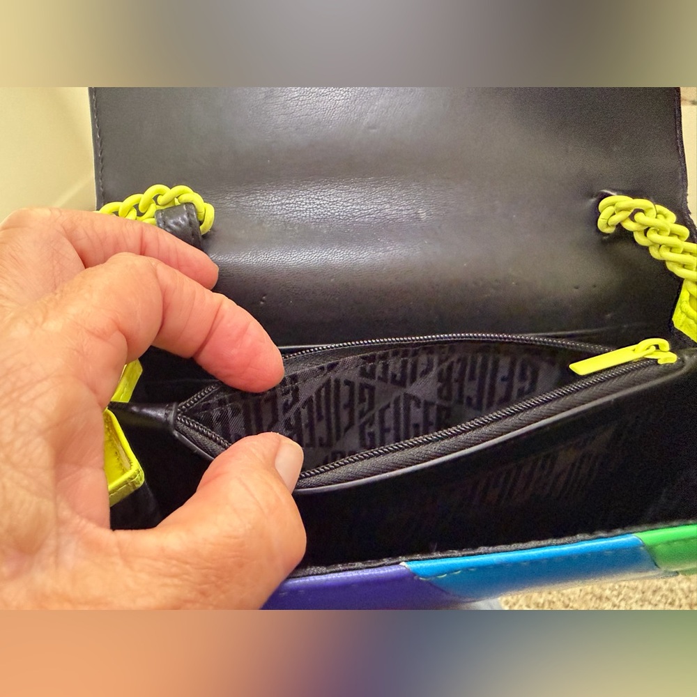 Kurt Geiger Women's Neon Striped Crossbody Bag Yellow Chain - Picture 7 of 10